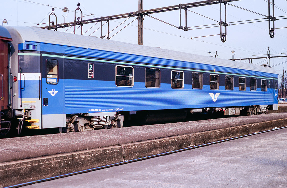 Bild: SJ B2R 5550 i Malmö 1993