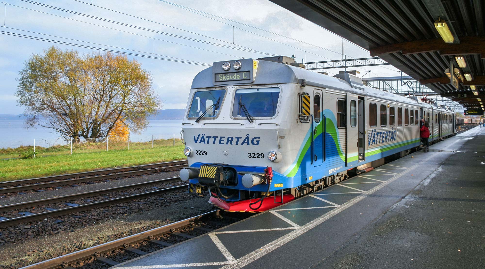 Bild: Vättertåg X14 3229 i Jönköping 2009