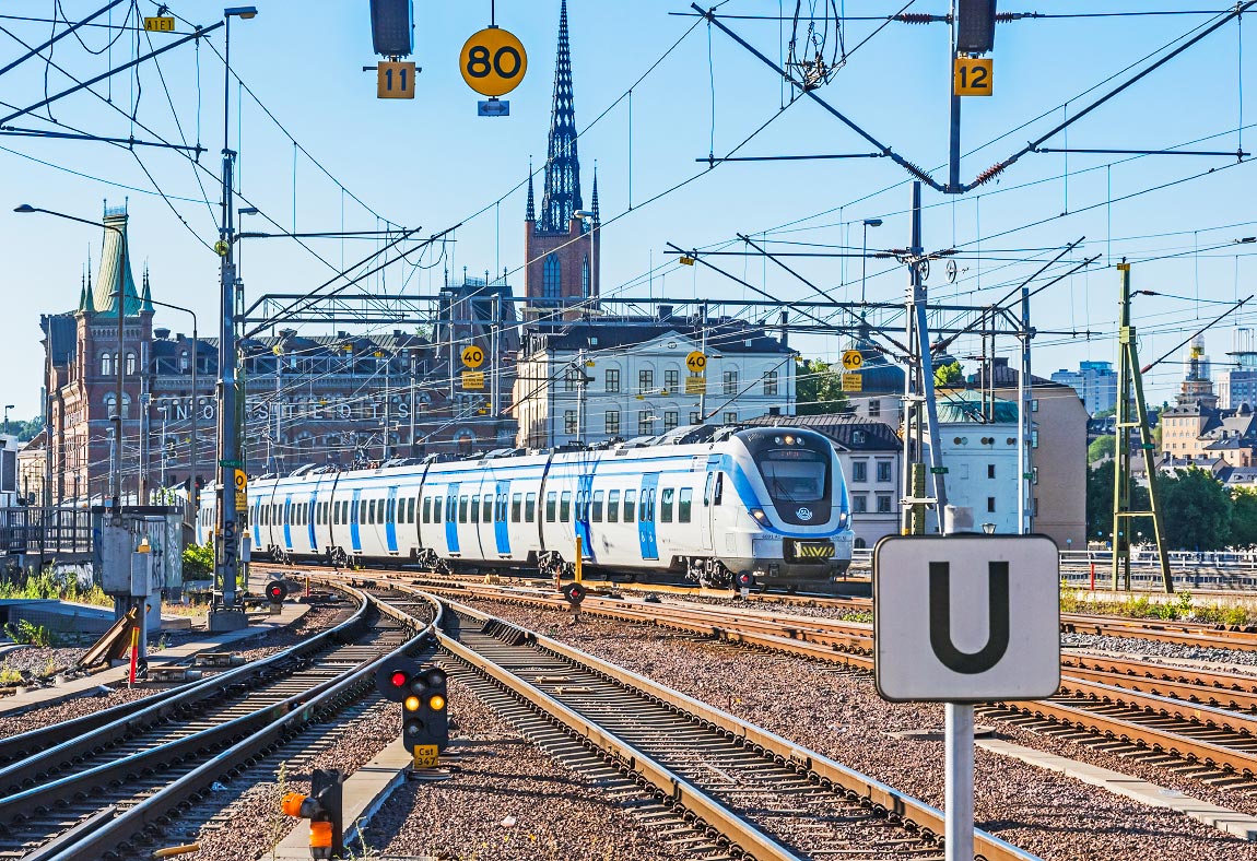 Bild: X60B 6091 ankommer Stockholm C 2016