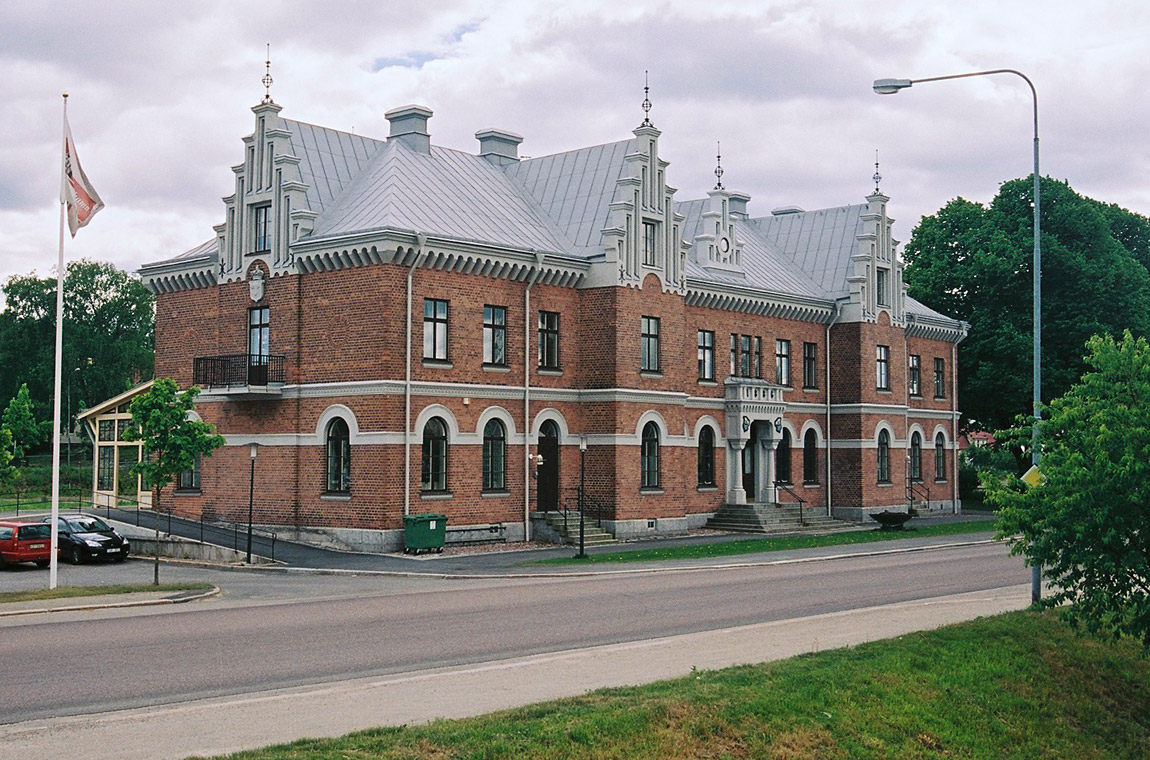 Bild: Gamla stationshuset i Söderhamn 2004