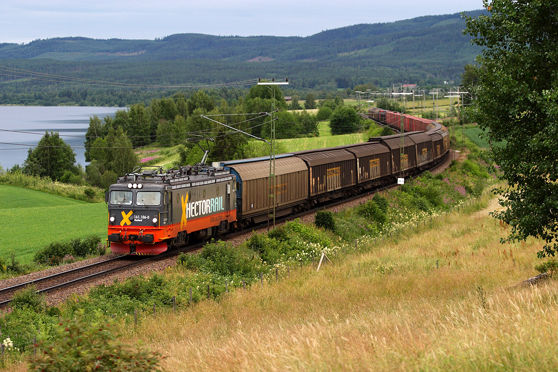 Bild: Hector Rail godståg vid Järvsö