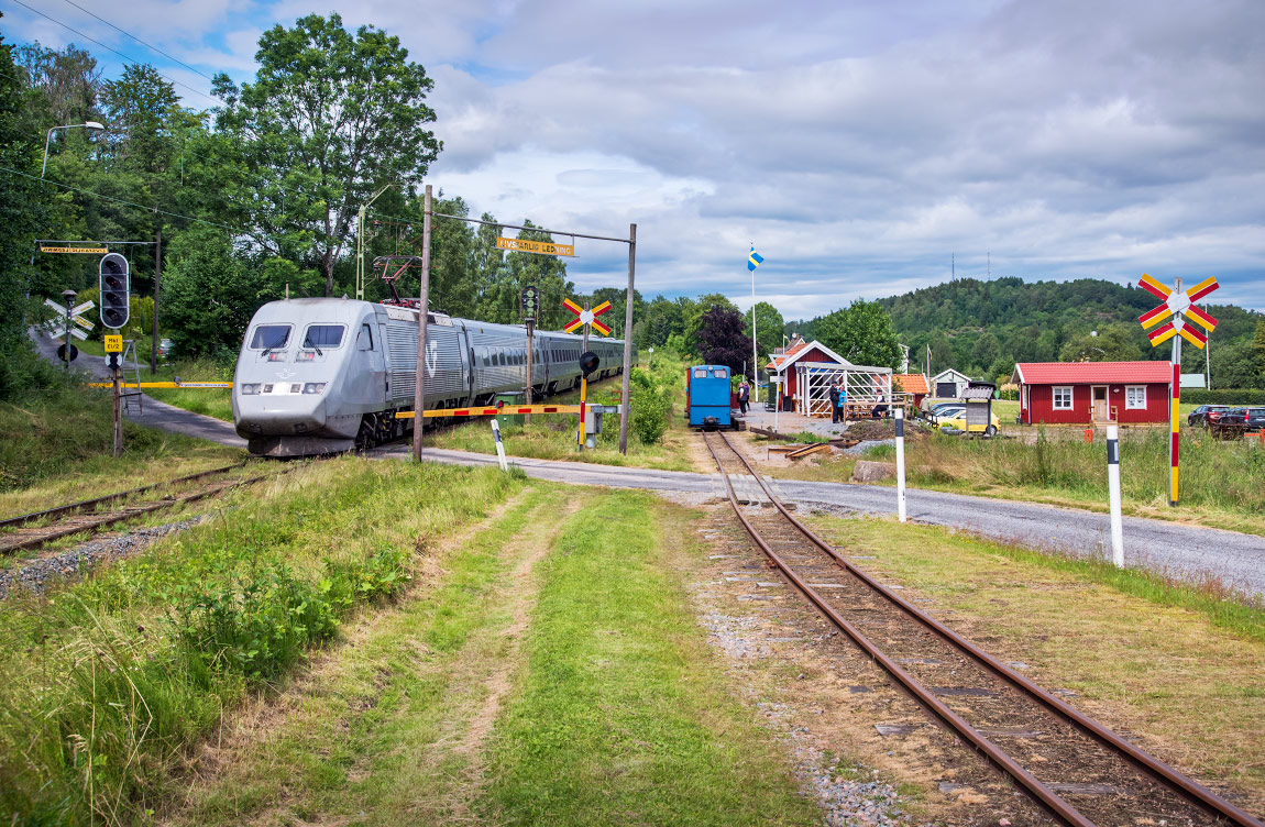 Två Regina-motorvagnar i Munkedal 2015