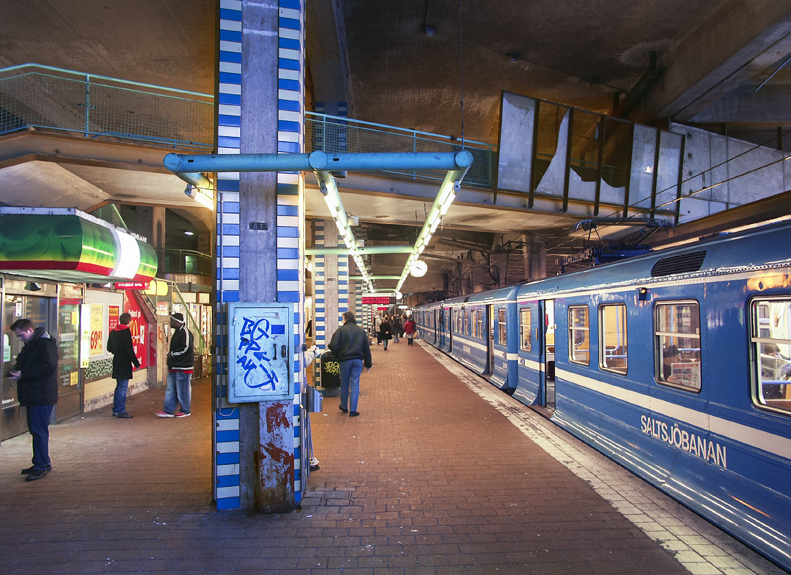 Bild: Station Slussen år 2004.