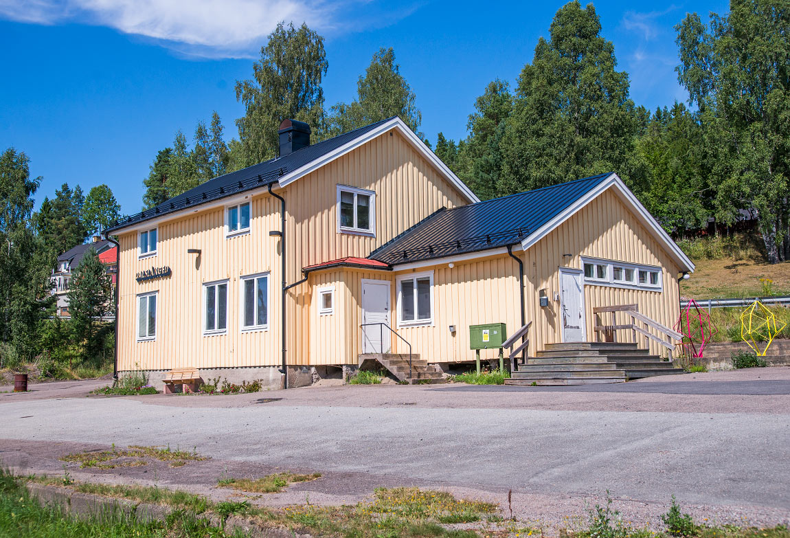 Bild: Stationshuset i Dals Långed 2014