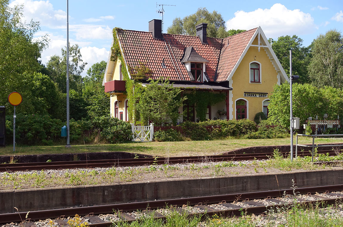 Bild: Stationen i Bjärka Säby 2016. Foto Markus Tellerup.