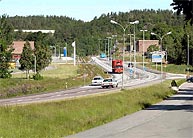 Bild: RV45 och järnvägen vid Göta