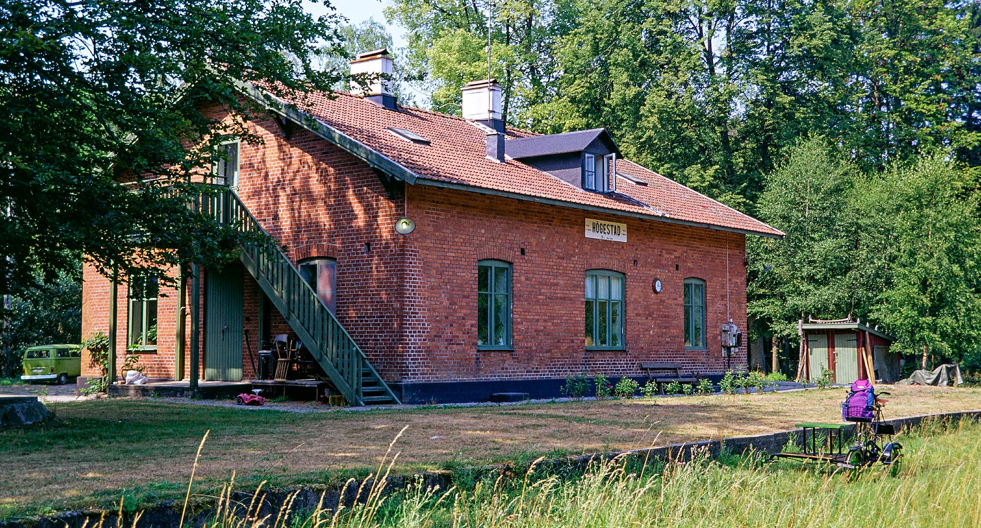 Bild: Högestad f d stationshus