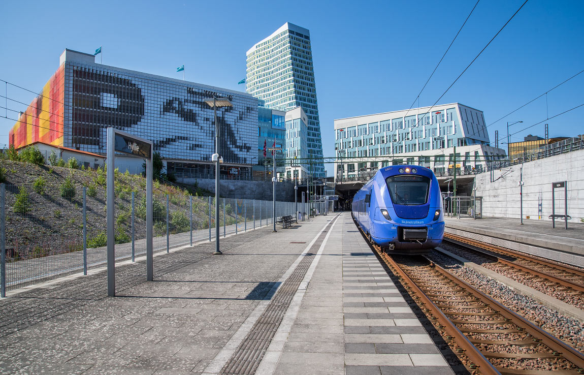 Bild: Pågatåg på stationen i Hyllie 2019