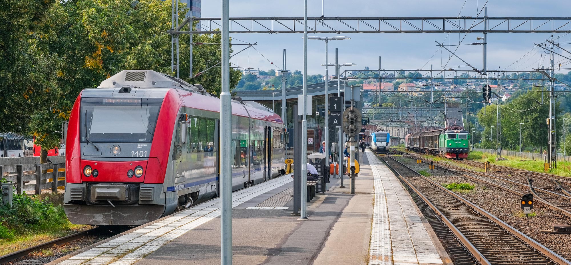 Bild: Tåg mot Vaggeryd/Halmstad i Jönköping 2024