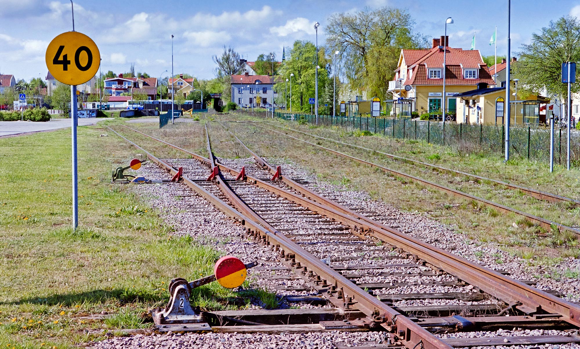 Bild: Stationen i Mönsterås i maj 2004