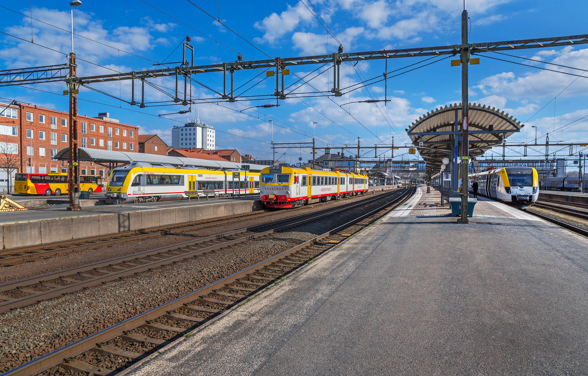 Bild: Motorvagnståg på Nässjö C i april 2025