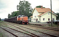 Bild: T44 med godståg i Mariannelund