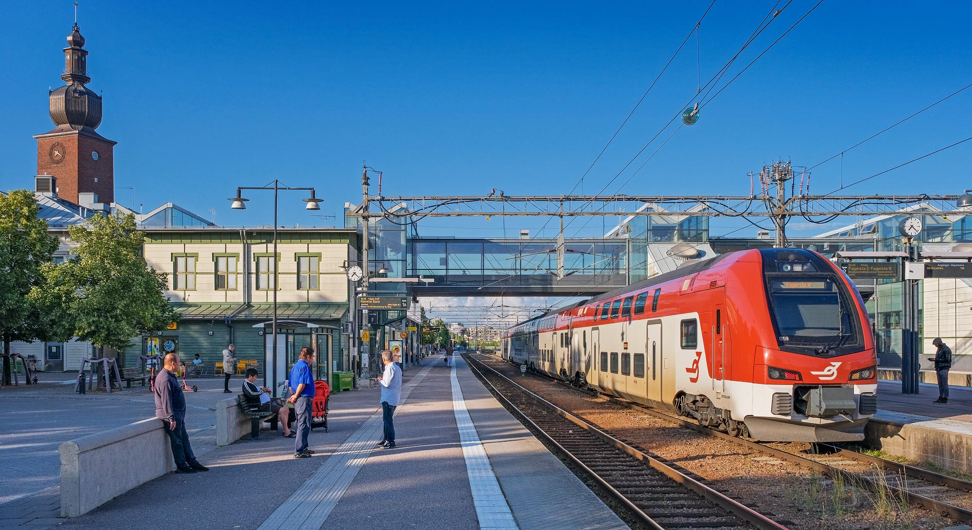 Tåg mot Fagersta i Västerås 2024