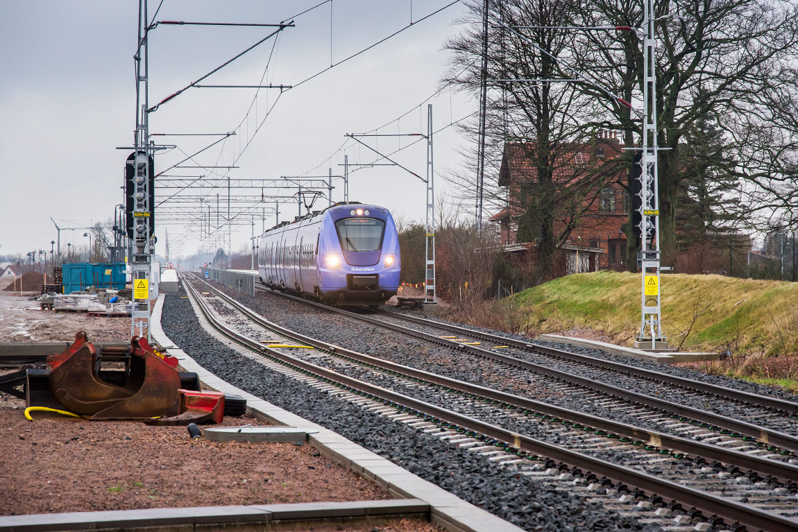 Pågatåg mot Trelleborg i Västra Ingelstad i december 2015