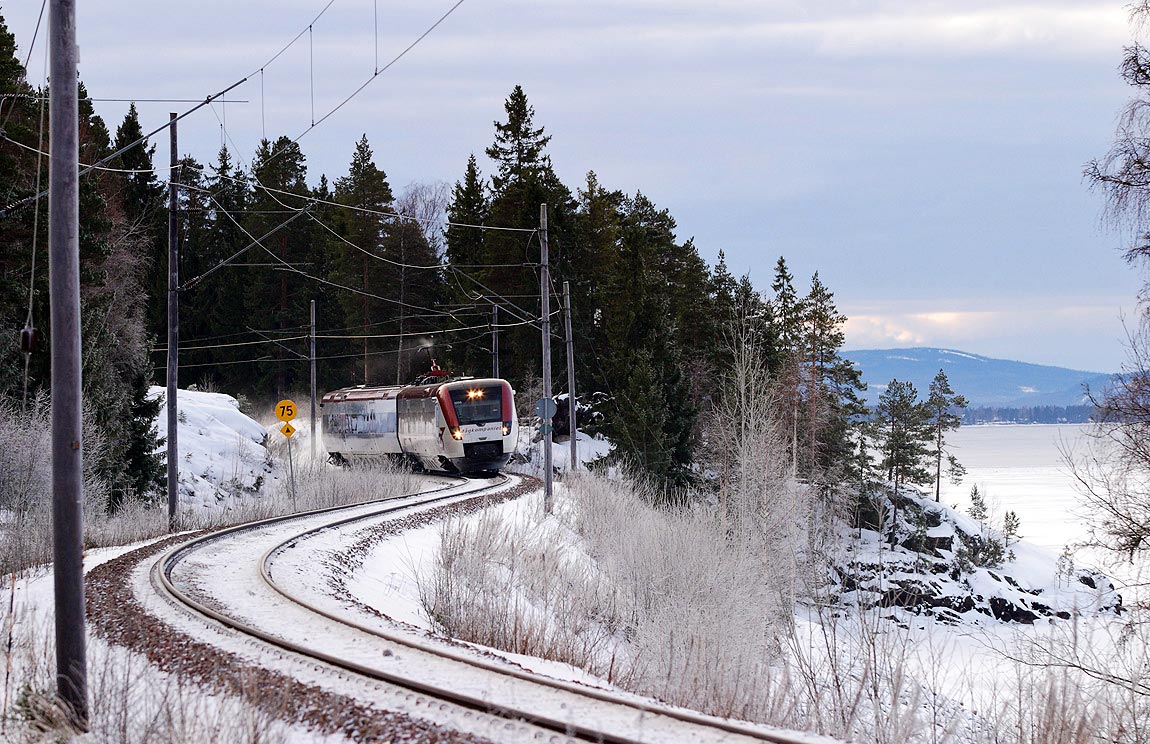 Bild: Reginatåg mellan Rättvik och Vikarbyn i januari 2006