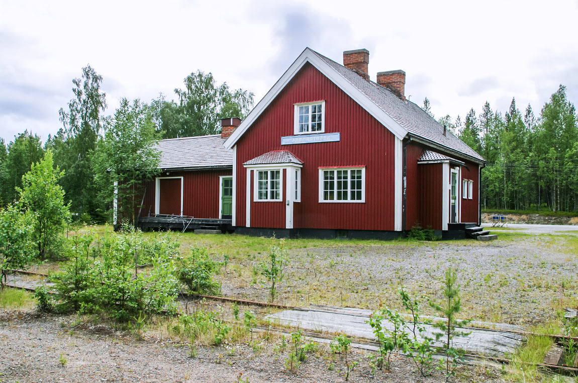 Bild: Stationshuset i Abborrträsk 2003