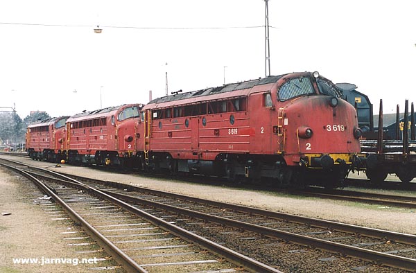 Bild: NSB Di3 619, 633 och 641 i Ystad i januari 2001