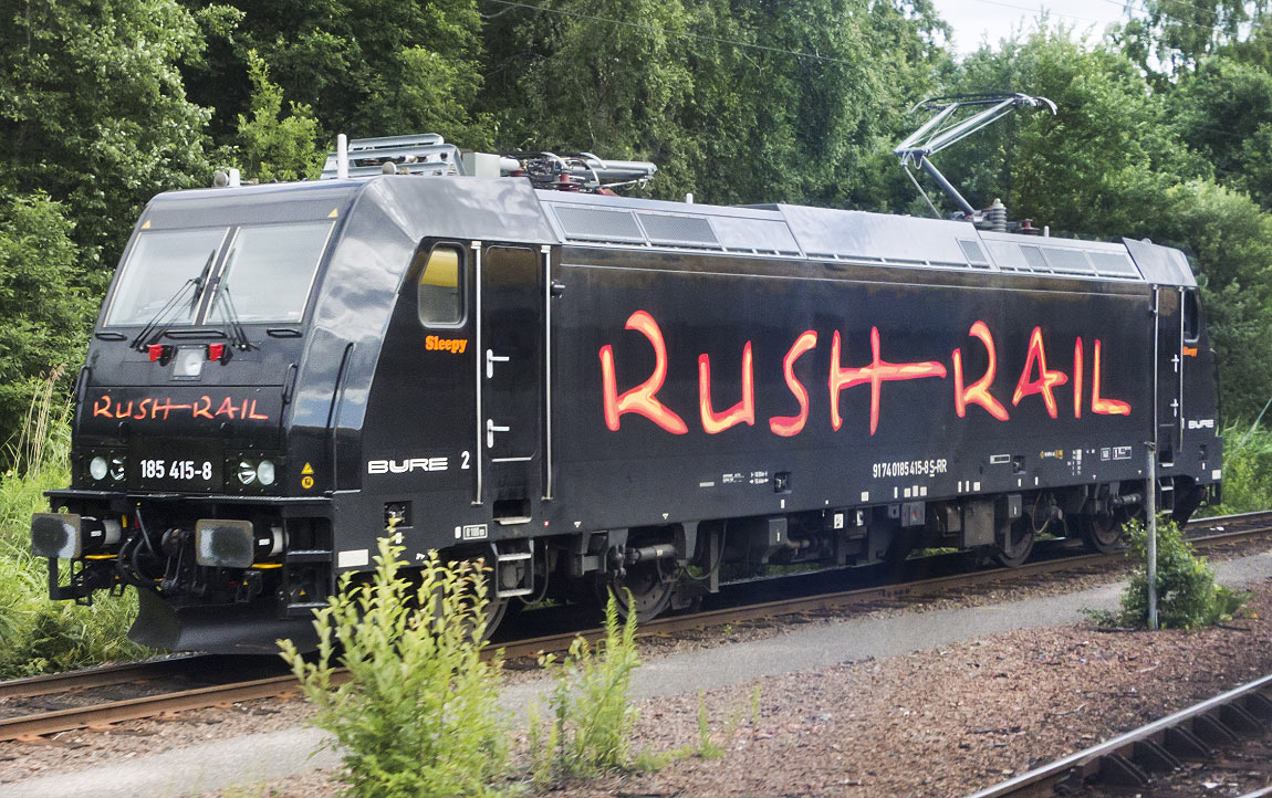 Bild: Rush Rail 185 415-8 i Grums 2013