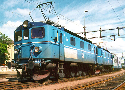 Bild: Da 887+804 i Karlstad 1998