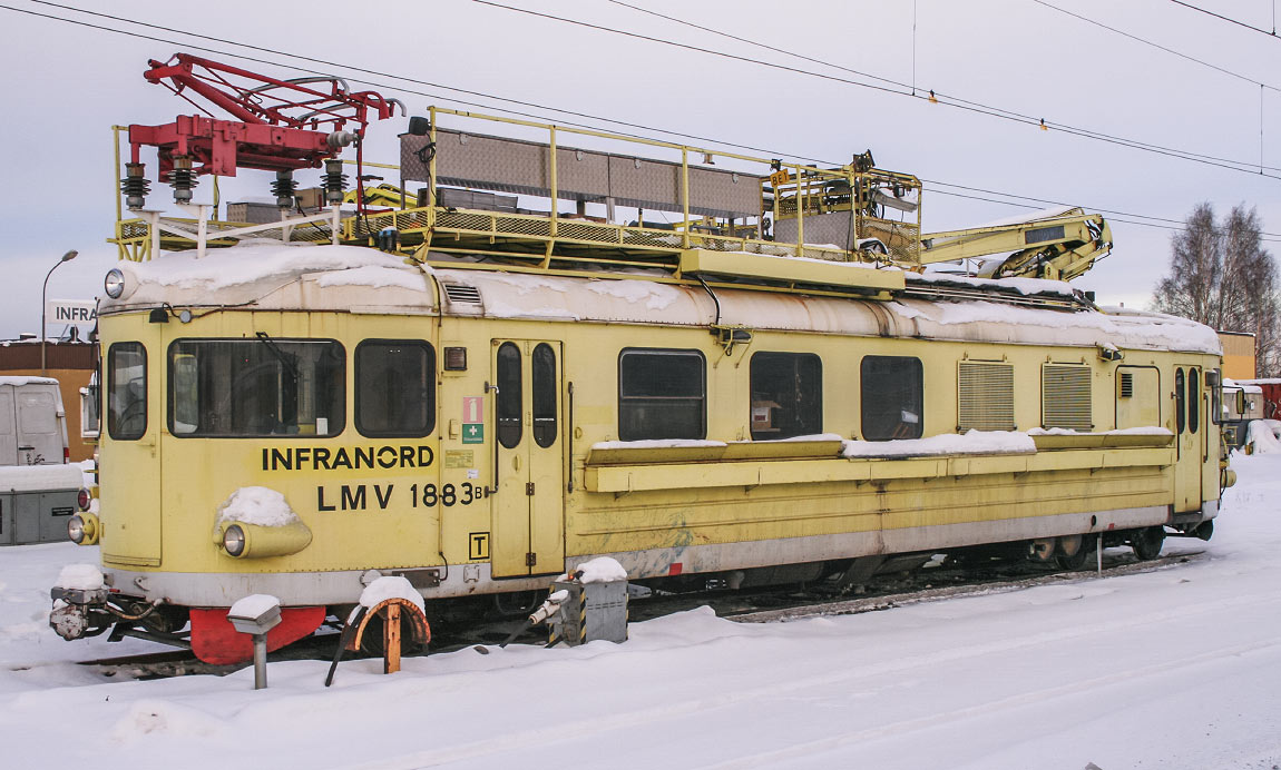 Bild: Infranord LMV 1883B i Norrköping 2011