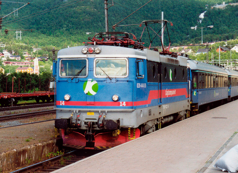 Bild: Tågkompaniet Rc2 14 i Narvik 2000