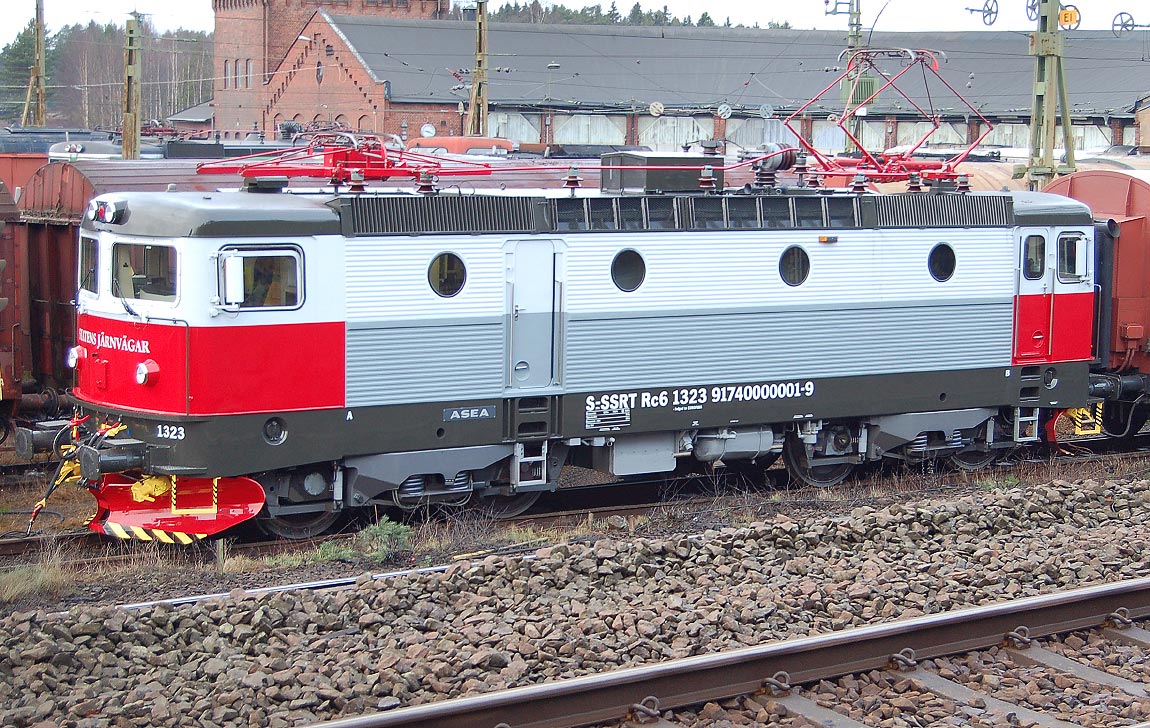 Bild: SSRT/SJ Rc6 1328 i Stockholm 2008