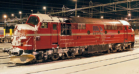 Bild: Bantåg TMX 1015 i Kil 2005