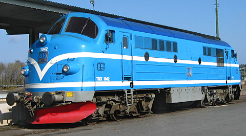 Bild: BK Tåg TMX 1042 i Nässjö 2003