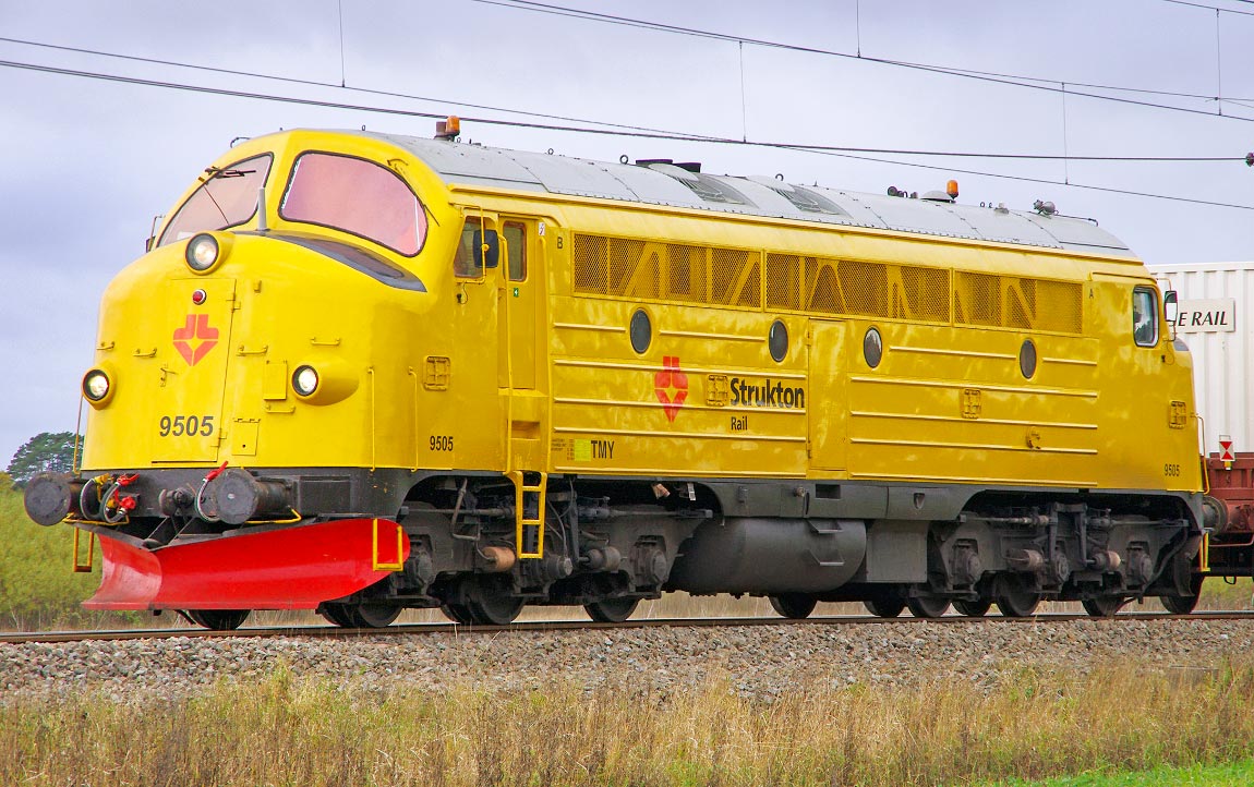 Bild: Strukton Rail TMY 9505 i Bro 2011