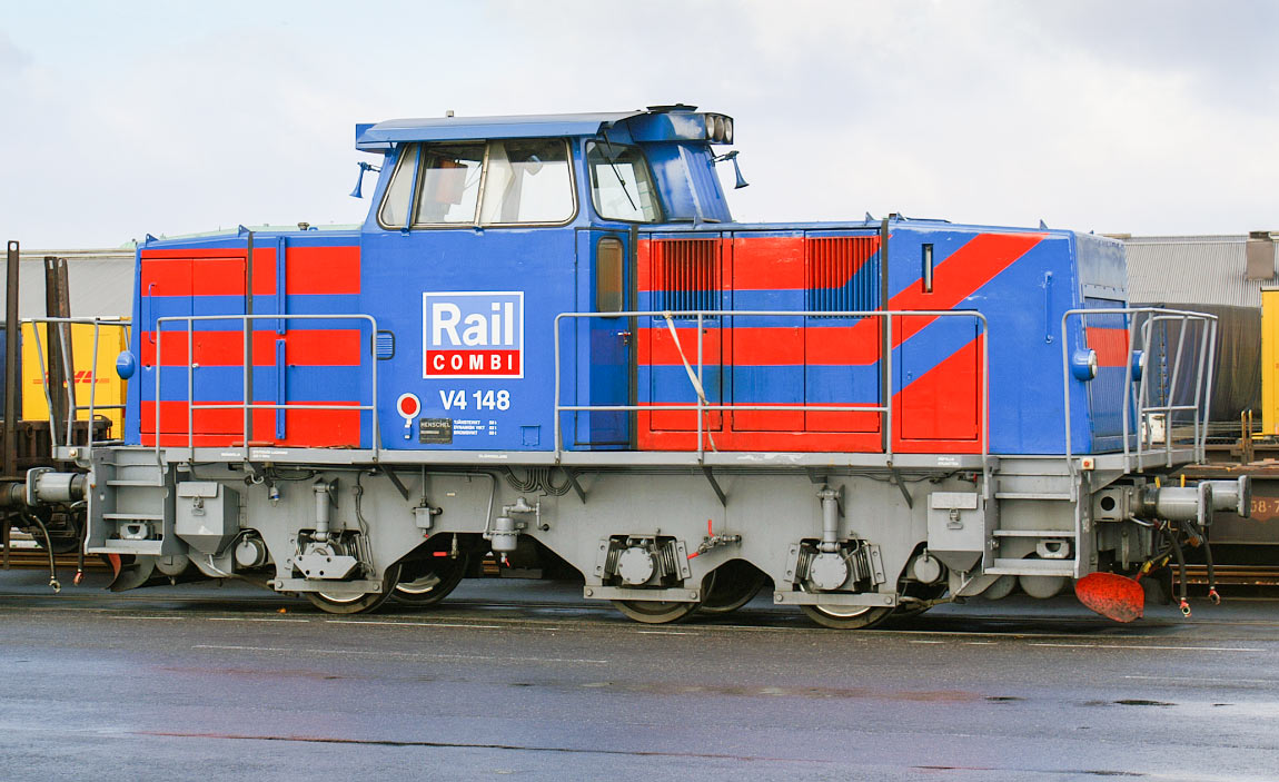 Rail Combi V4 148 i Göteborg 2005