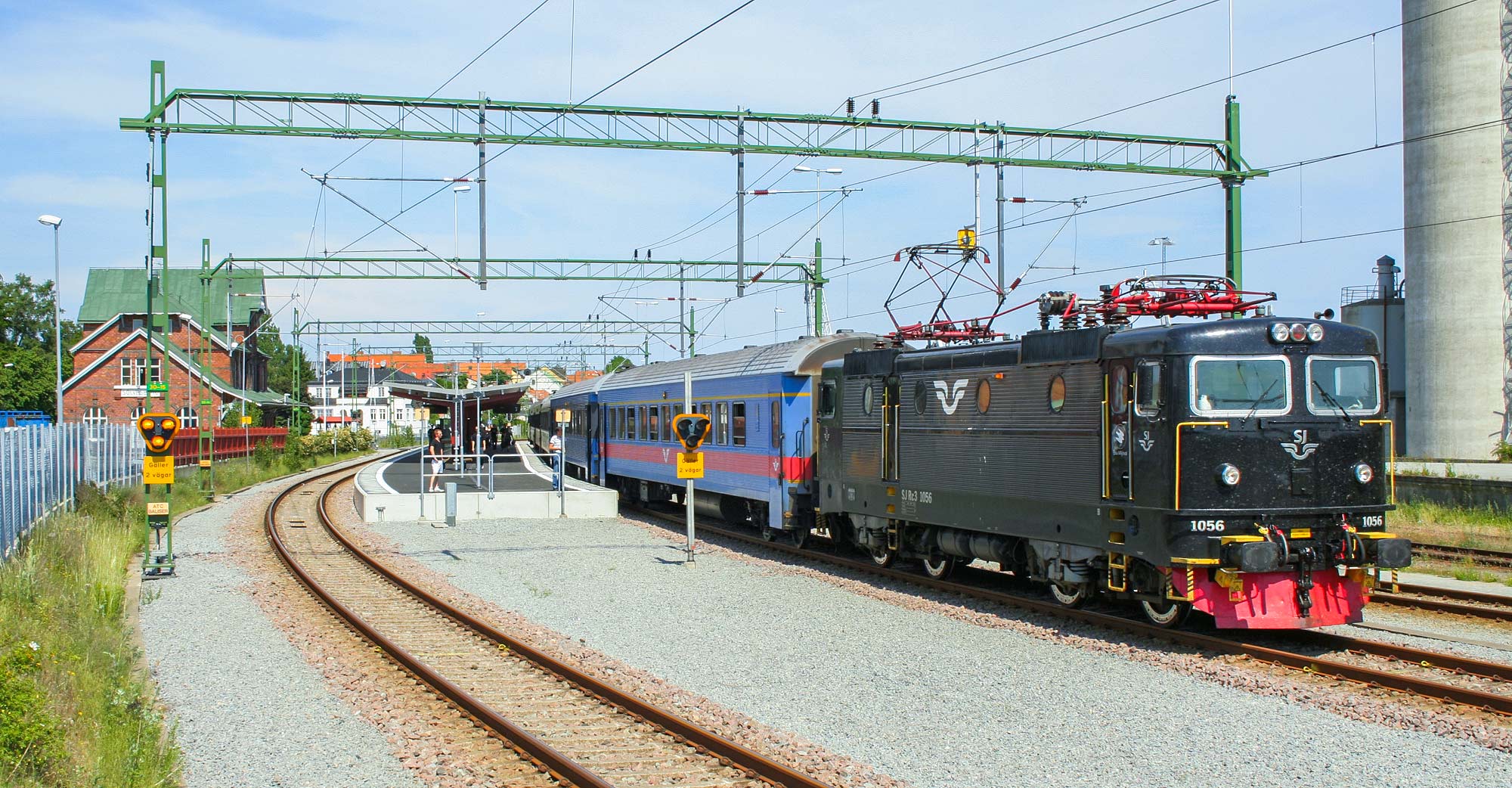 Bild: Rc3 1056 med chartertåg i Sölvesborg 10 juni 2007