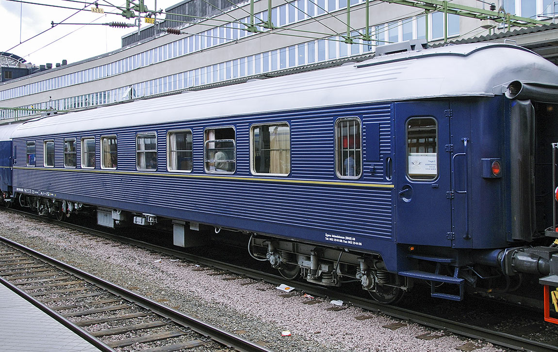 Bild: IBAB A2KA 5044 i Stockholm 2008