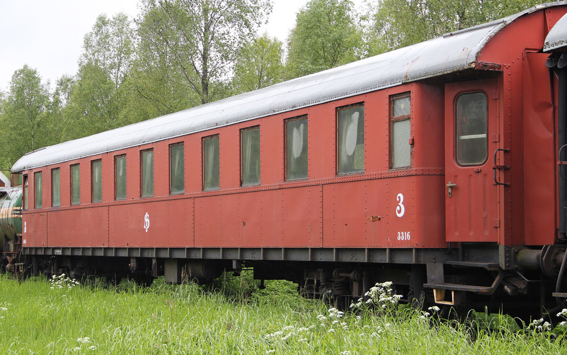 Bild: B10 3316 som museivagn i Landeryd 2015