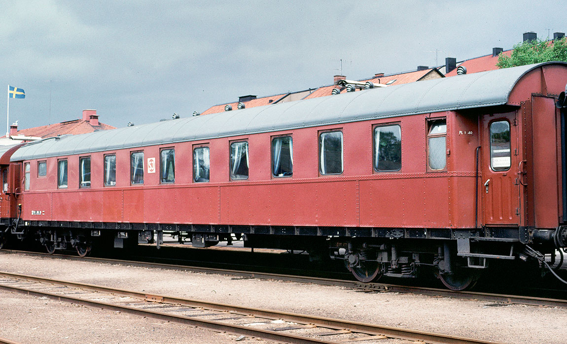 Bild: B13S 3124 som museivagn i Ronneby 1989