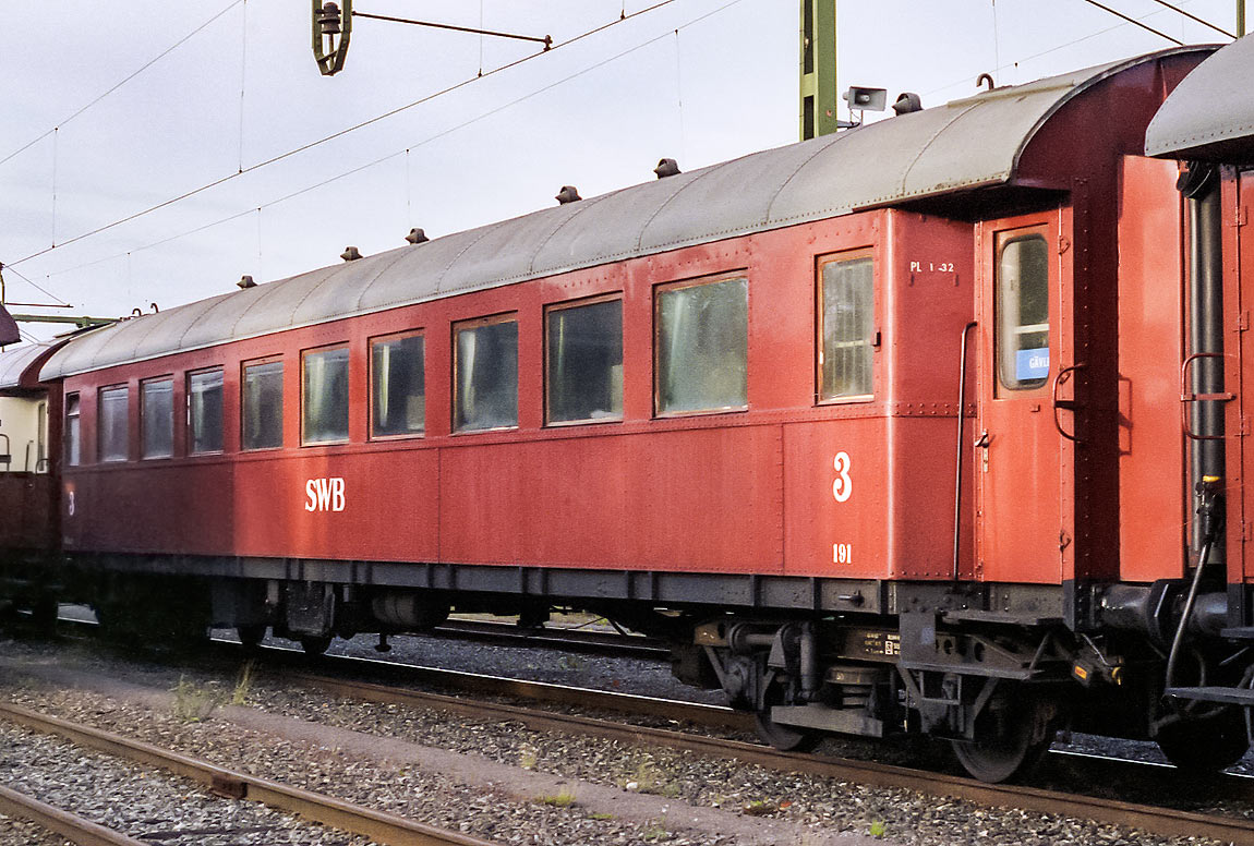 Bild: B14 3679 som museivagn i Gävle 1988