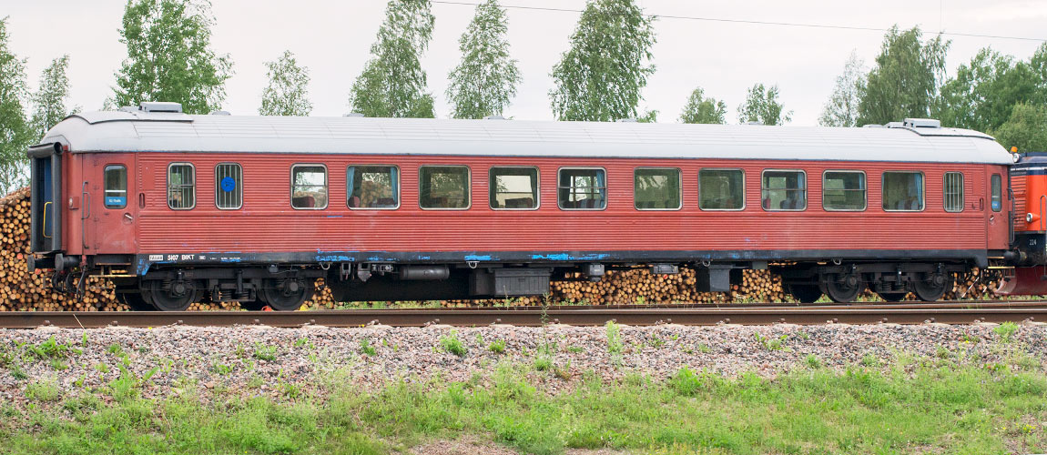 Bild: Tågab B1 5107 i Kristinehamn 2012