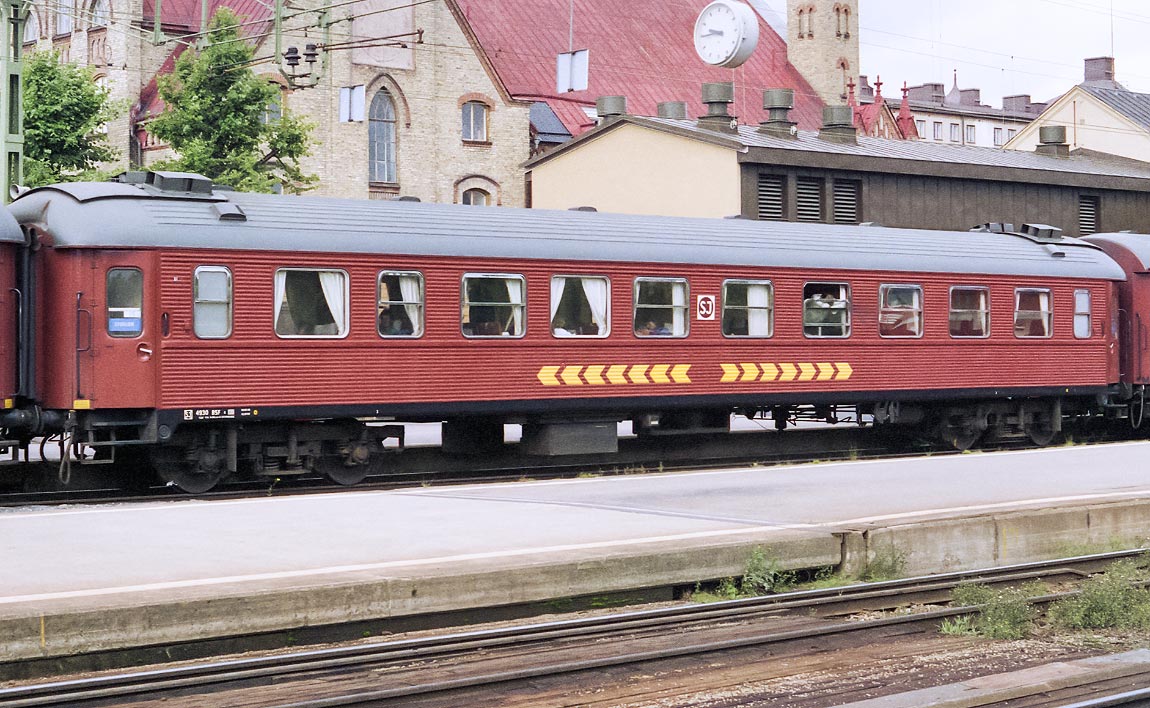 SJ B5F 4930 i Gävle 1988