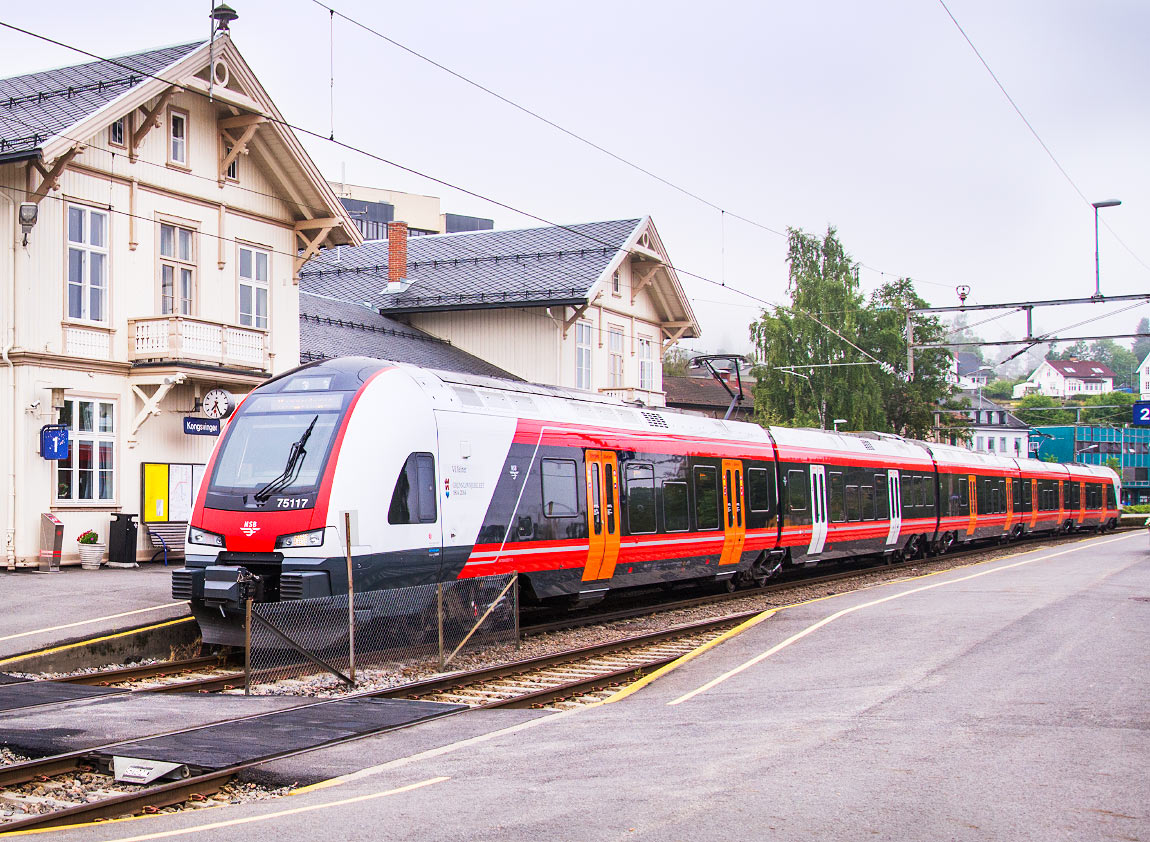 Bild: NSB BM75 117 i KOngsvinger 2014