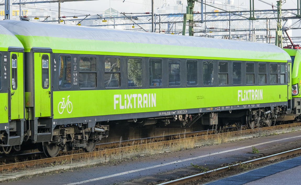 Bild: FlixTrain Bmmdz 56808495082-9 i Göteborg 2021