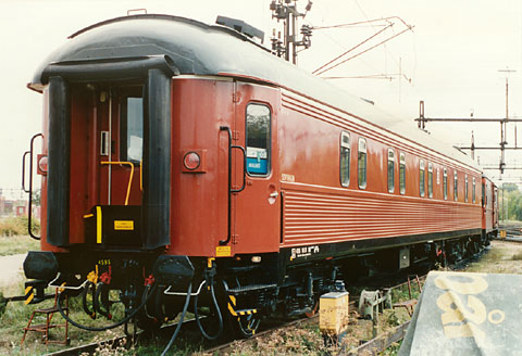Bild: WL5R 4595 i Malmö 1988