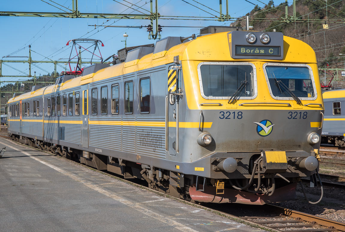 Bild: Västtrafik X12 3218 i Uddevalla 2015