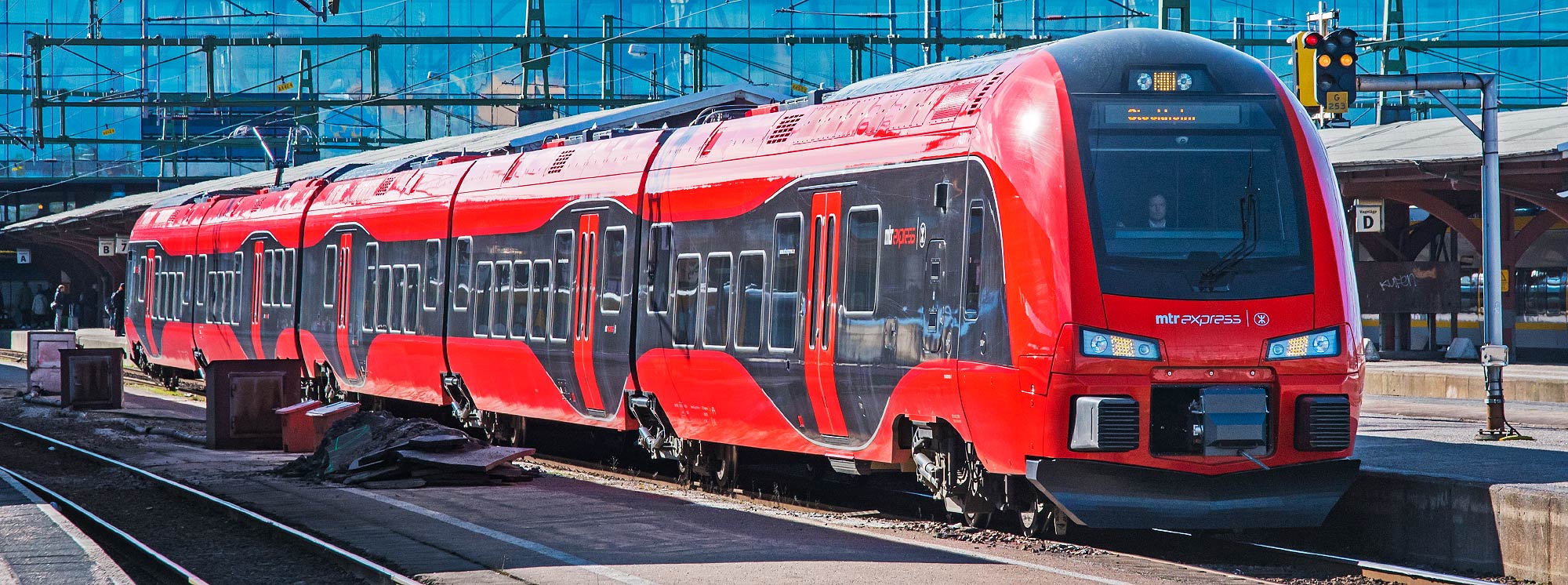MTR X74 001 i Göteborg 2015