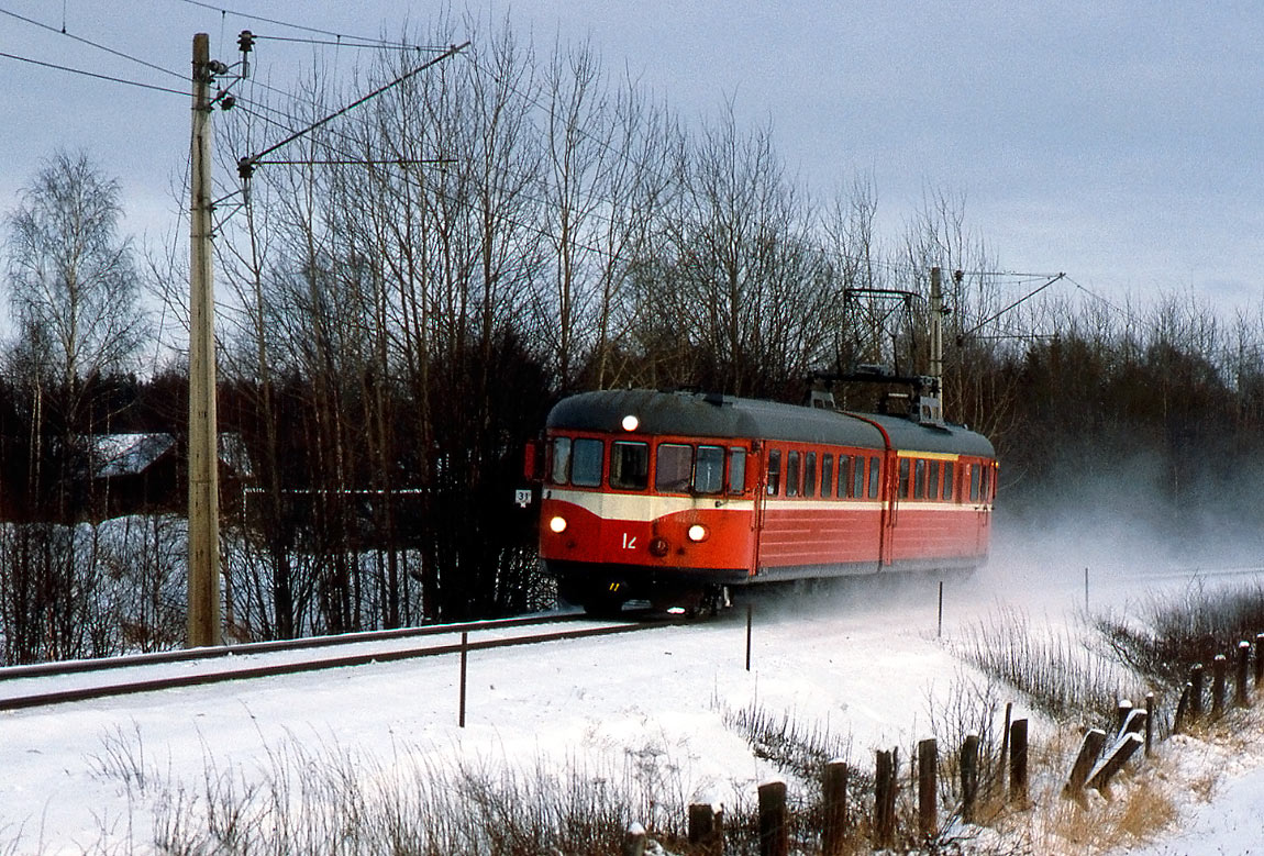 Bild: X22-12 utanför Kungsgården 1992